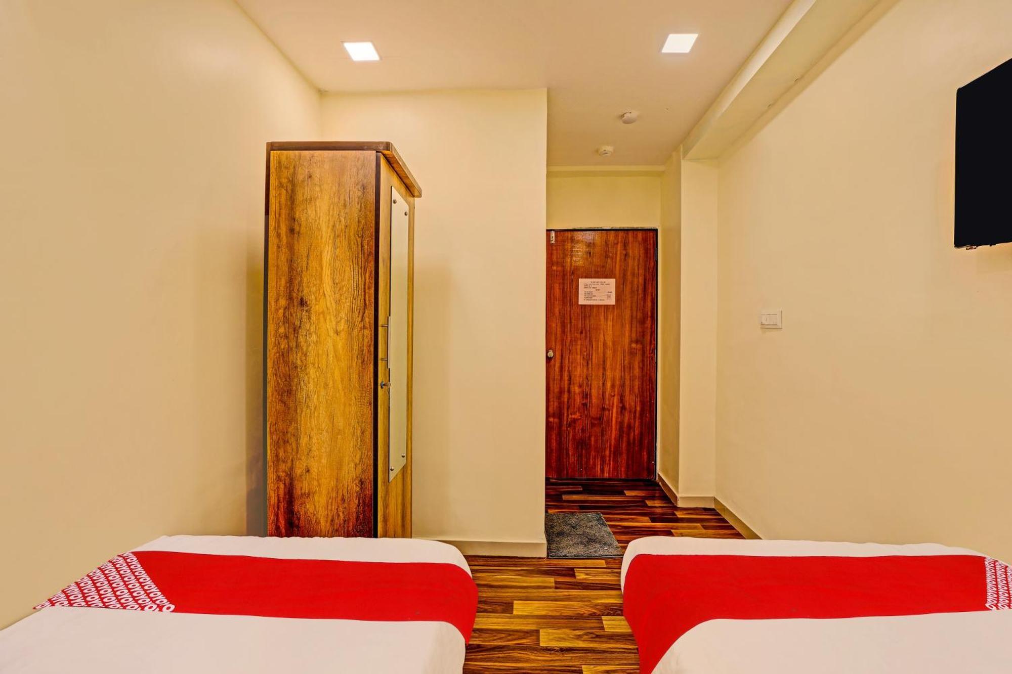 Hotel O Alexa Ahmedabad Exterior foto